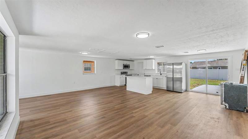 3 bedroom Single Family Residence at 1726 Cordova Circle, Tradewinds 4th Add, Lakeland — photo 5