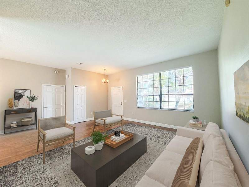4 bedroom Single Family Residence at 588 Hollowtree Place, Oaklake Village At Woodfield Ph II, Tarpon Springs — photo 5
