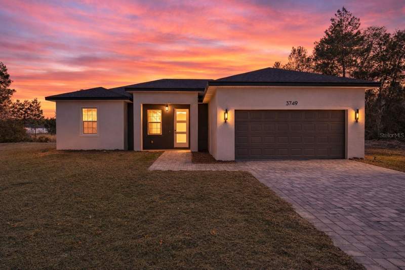 4 bedroom Single Family Residence at 3749 SW 130th Loop, Marion Oaks Un Sev, Ocala — photo 2