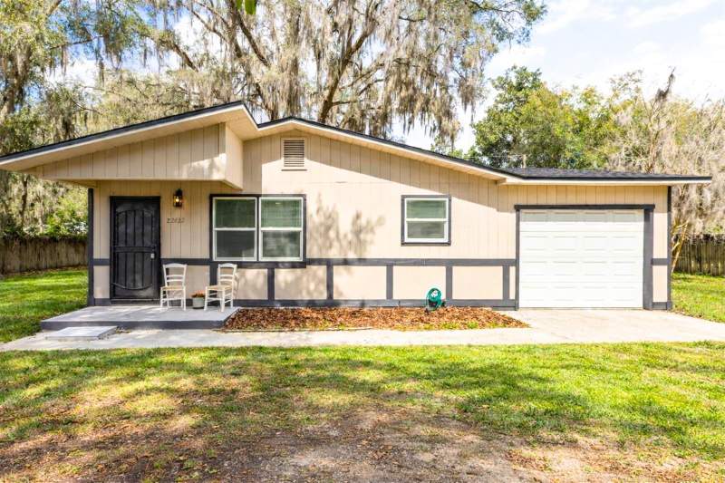 22632 SE HAWTHORNE ROAD home for sale in Lake Breeze Estates Homes for Sale: Median $195K