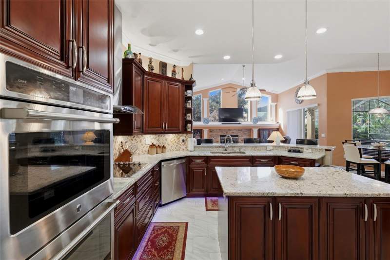 4 bedroom Single Family Residence at 5113 Coopers Hawk Court, Twin Lakes Prcl D2, Valrico — photo 2