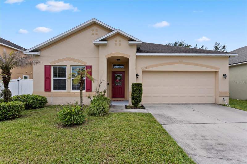 2916 MOONSTONE BEND home for sale in Emerald Lake