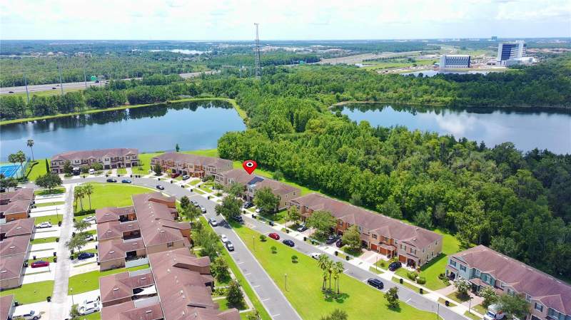 3 bedroom Townhouse at 11155 Savannah Landing Circle, Savannah Lndgs, Orlando — photo 3