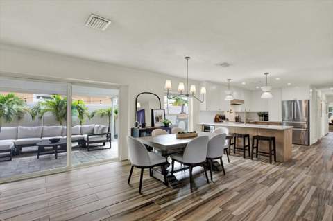 1308 Marion Drive, St Petersburg FL - photo 10 of 37