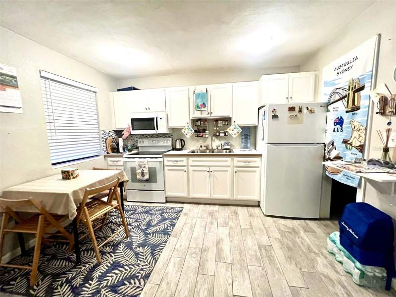 2 bedroom Half Duplex at 6802 Gulf Winds Drive, Gulfwinds Sub, St Pete Beach — photo 4