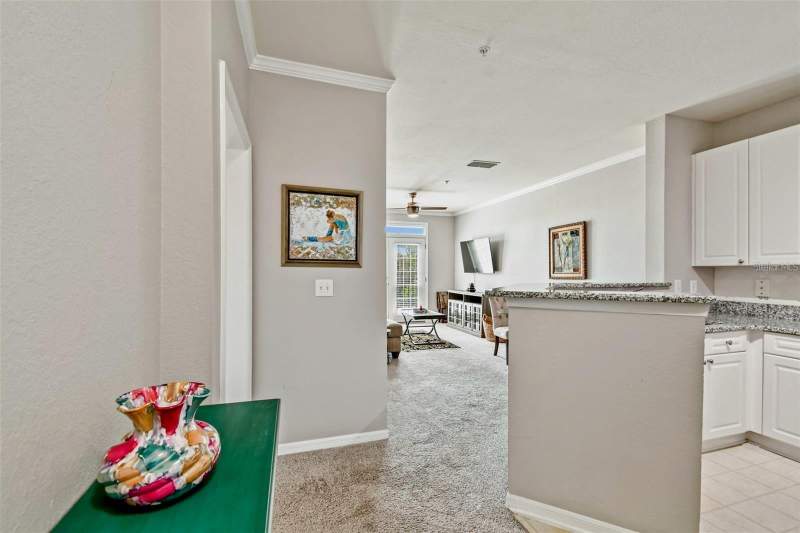 1 bedroom Condominium at 4221 W Spruce Street #2323, Villa Sonoma At International, Tampa — photo 2