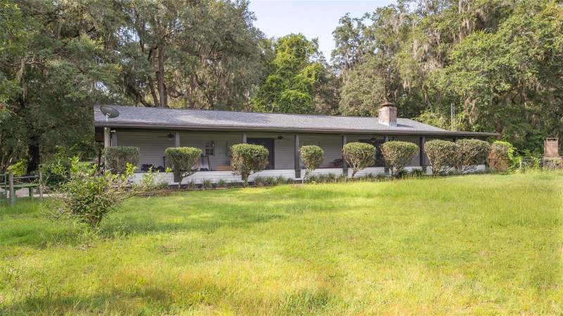 3 bedroom Single Family Residence at 22304 NE 35th Avenue, Country Square Estates, Melrose — photo 4