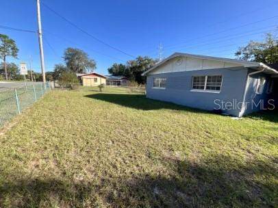 3 bedroom Single Family Residence at 1127 SE 14th Street, Goss 1st Add To Gv, Gainesville — photo 5