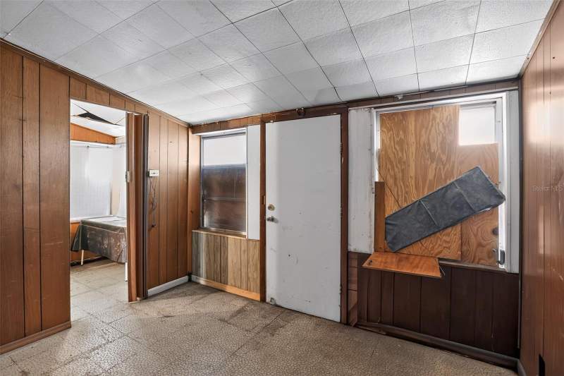 3 bedroom Single Family Residence at 6120 W RIDGEWOOD AVENUE, CRESCENT HEIGHTS, ORLANDO — photo 5