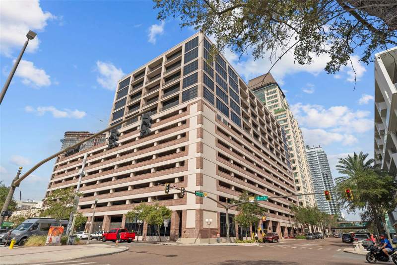 Mc Nulty Lofts Condo