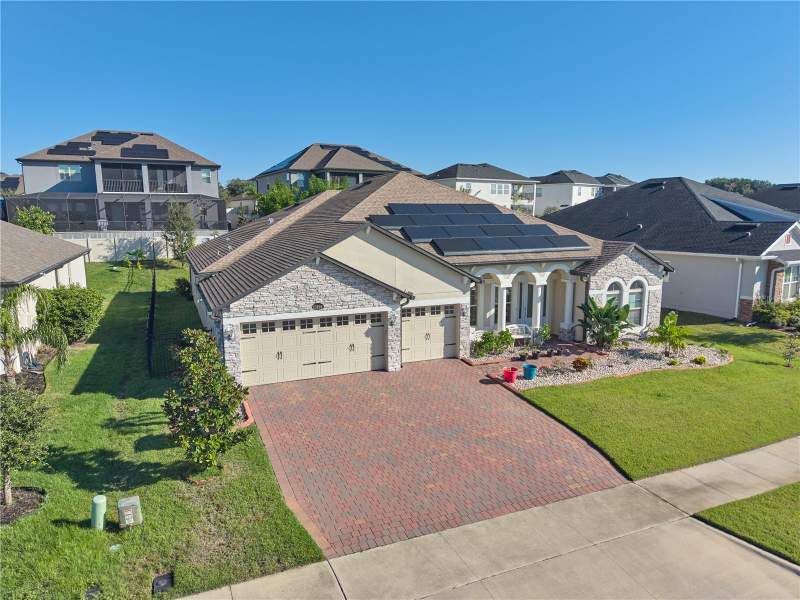 4 bedroom Single Family Residence at 17329 Hickory Wind Drive, Johns Lake Lndg Ph 5, Clermont — photo 2
