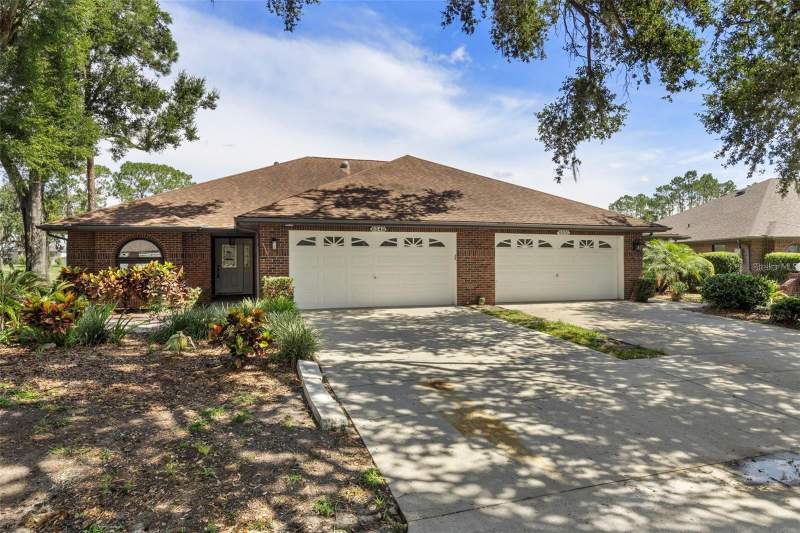 2 bedroom Single Family Residence at 6549 Brentwood Drive, Silver Oaks Ph 01, Zephyrhills — photo 2
