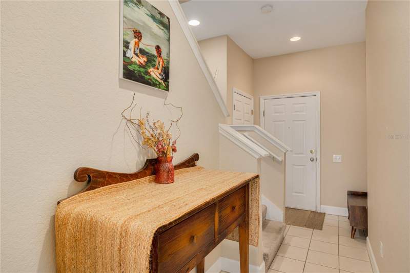 3 bedroom Townhouse at 10015 6th Street, Gandy Twnhms, St Petersburg — photo 5