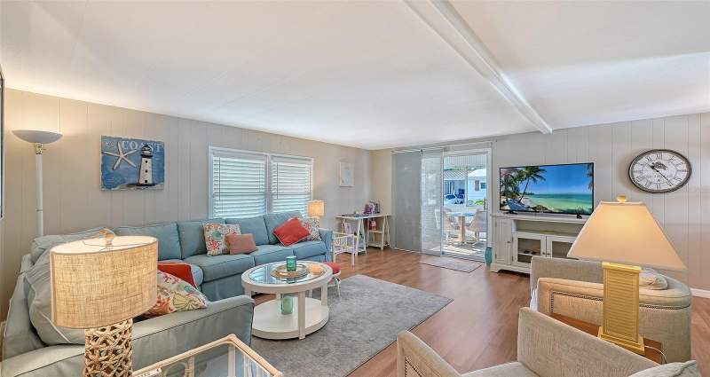 2 bedroom Mobile Home at 49 Caballo Way, Palma Sola Shores, Bradenton — photo 3