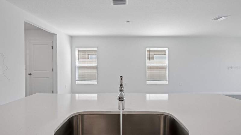 5 bedroom Single Family Residence at 35322 Homebound Gate Drive, Pasadena Ridge, Dade City — photo 5
