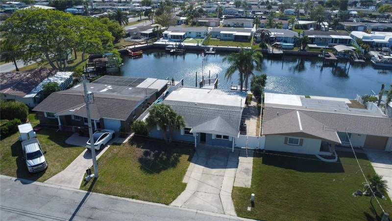 3 bedroom Single Family Residence at 12739 1st Isle, Leisure Beach, Hudson — photo 4