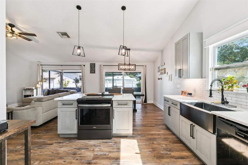 4 bedroom Single Family Residence at 2167 Monastery Circle, Royal Manor Estates Phase One, Orlando — photo 5