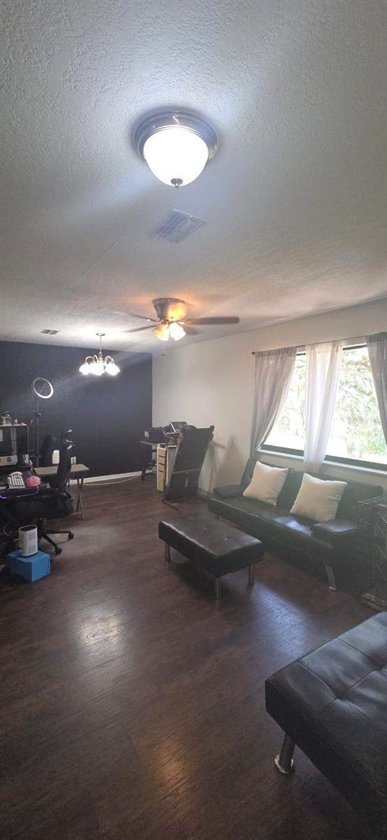 3 bedroom Single Family Residence at 4322 Casaurina Road, Carlton Village Park, Lady Lake — photo 5