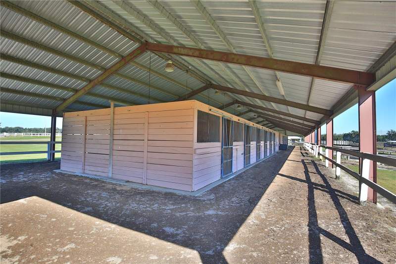 1 bedroom Farm at 2711 SW 125th Avenue, Nelson Jones Farms & Training Center, Ocala — photo 5