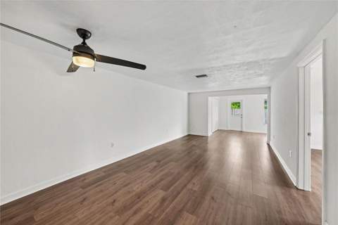 4135 Stratford Drive, New Port Richey FL - photo 8 of 25