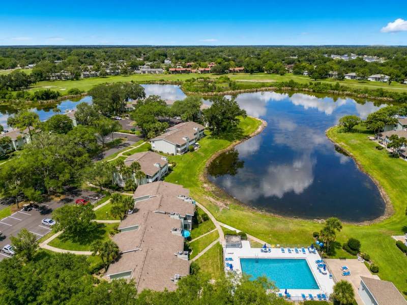 2 bedroom Condominium at 533 Midway Drive #B, Live Oak Village Condo, Ocala — photo 2