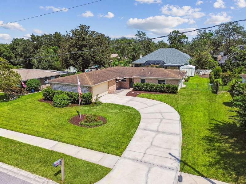 Brandon OaksHomes for Sale in Brandon, FL