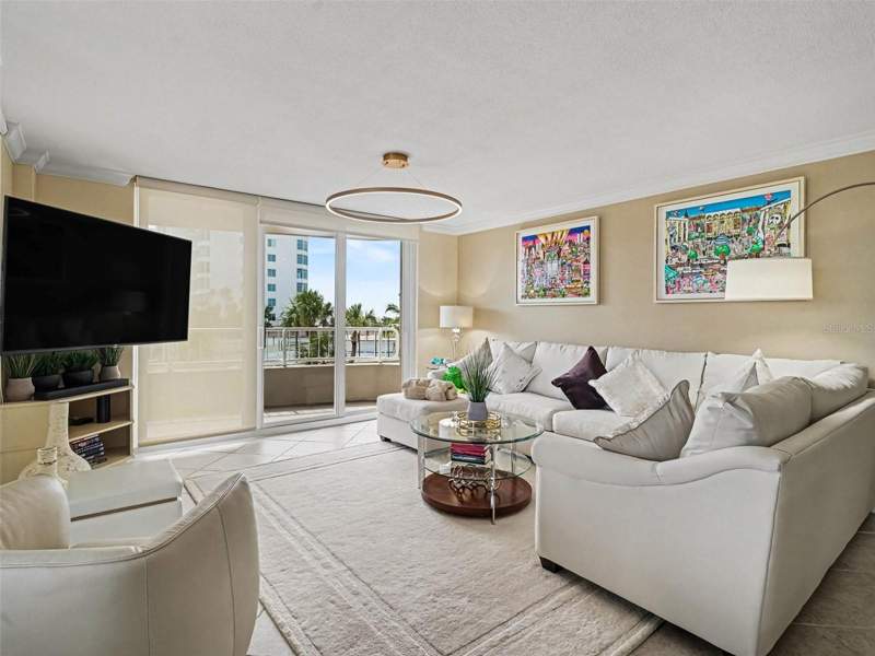 2 bedroom Condominium at 775 Longboat Club Road #304, Beaches Of Longboat Key Ph-1, Longboat Key — photo 5