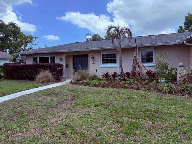 4 bedroom Single Family Residence at 744 CORNWALL ROAD, WINTER PARK PINES, WINTER PARK — photo 2