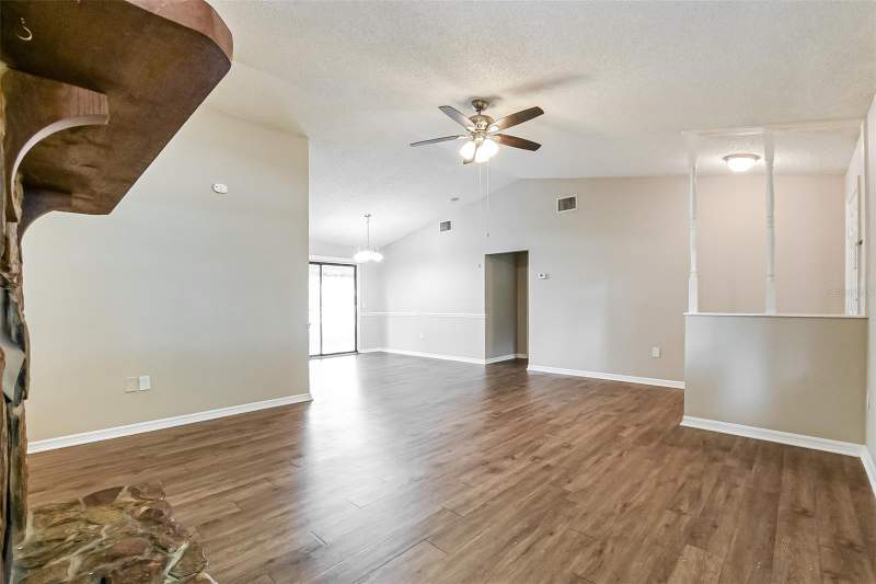 3 bedroom Single Family Residence at 1309 Cove Place, Tavares Hidden Cove Sub, Tavares — photo 3