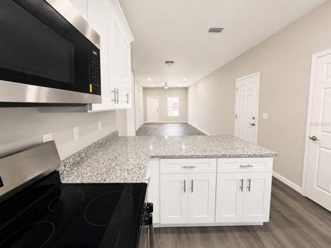 5012 Finders Ct, Tampa FL - photo 7 of 24