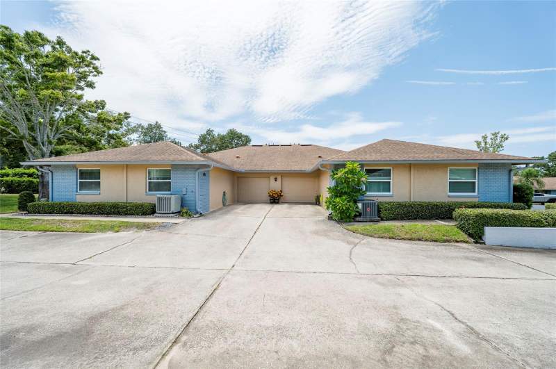 1245 SUTHERLAND COURT #1452 home for sale in Scotsdale
