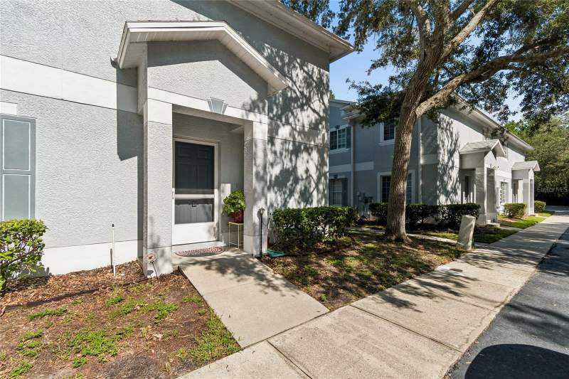 3 bedroom Townhouse at 4009 Dolphin Drive, Riverwalk At Waterside Island, Tampa — photo 2