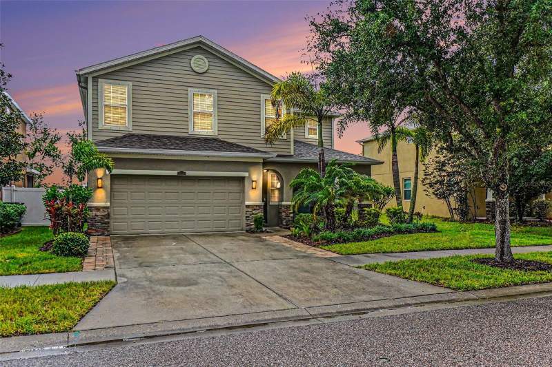 10511 AVIAN FORREST DR home for sale in Riverview Meadows