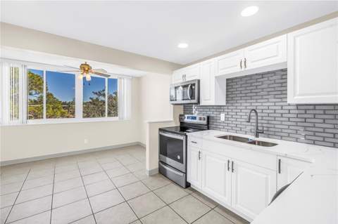 5095 Bay Street #317, St Petersburg FL - photo 8 of 32