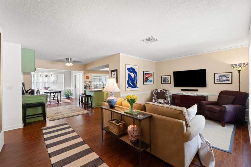 2 bedroom Single Family Residence at 8802 Seeley Lane, Beacon Woods East Sandpiper, Hudson — photo 3