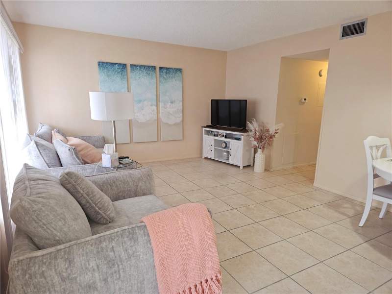 1 bedroom Condominium at 2458 Columbia Drive #66, On Top Of The World, Clearwater — photo 3