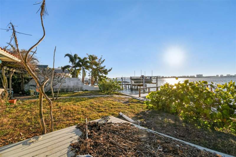 3 bedroom Single Family Residence at 1836 Venetian Point Drive, Venetian Point, Clearwater — photo 4