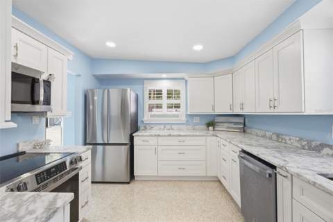 1206 Bay Shore Boulevard, Indian Rocks Beach FL - photo 6 of 6