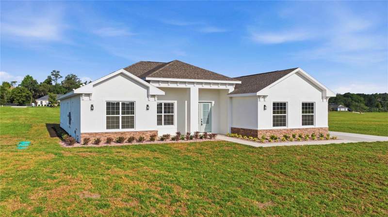4 bedroom Single Family Residence at 2091 NW 79th Loop, Irish Acres Add, Ocala — photo 2