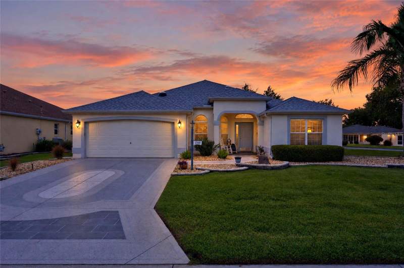 3 bedroom Single Family Residence at 1700 Norfolk Avenue, The Villages, The Villages — photo 2