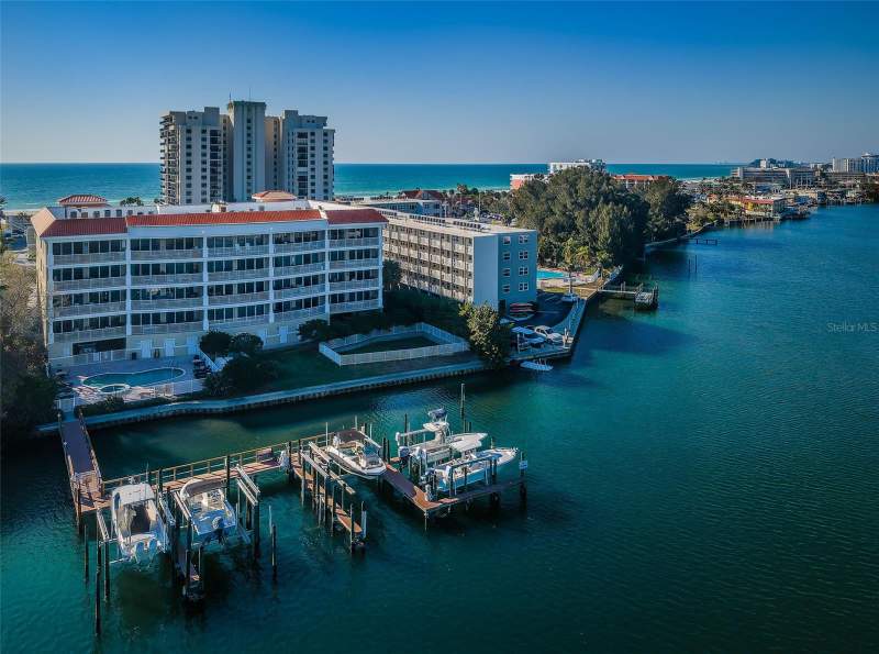 3 bedroom Condominium at 3805 GULF BOULEVARD #504, BELLA MARGUERITE CONDO, ST PETE BEACH — photo 4