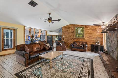 5318 Sandra Drive, Weeki Wachee FL - photo 12 of 72