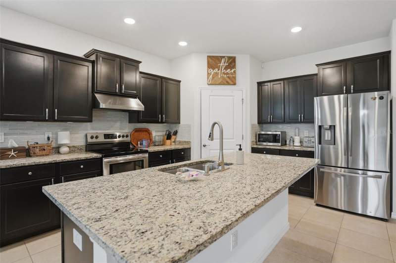 4 bedroom Single Family Residence at 17757 Garsalaso Circle, Hernando Oaks Ph 3, Brooksville — photo 4
