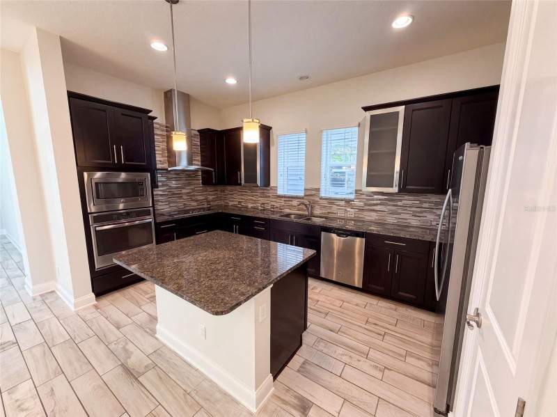3 bedroom Single Family Residence at 7797 Laureate Boulevard, Laureate Park Ph 2A, Orlando — photo 3