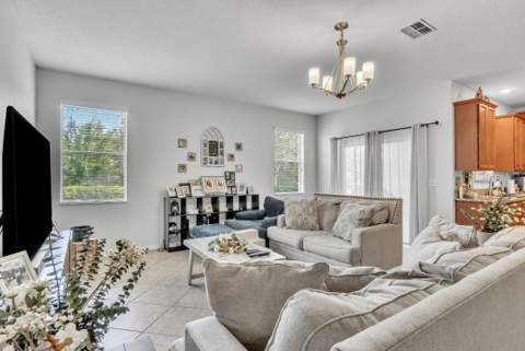 3256 Rodrick Circle, Orlando FL - photo 8 of 37