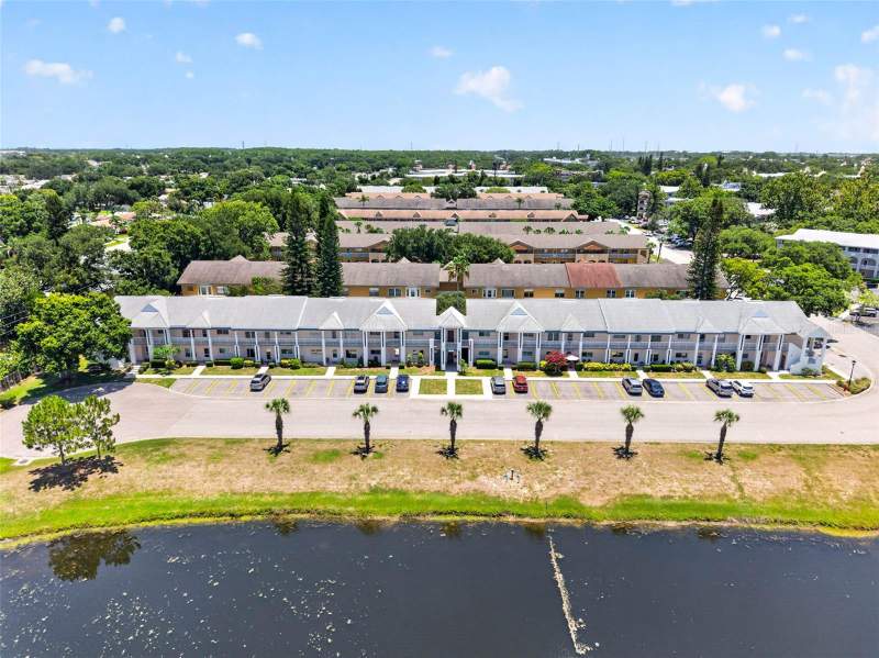 2 bedroom Condominium at 2291 Americus Boulevard #25, On Top Of The World, Clearwater — photo 3