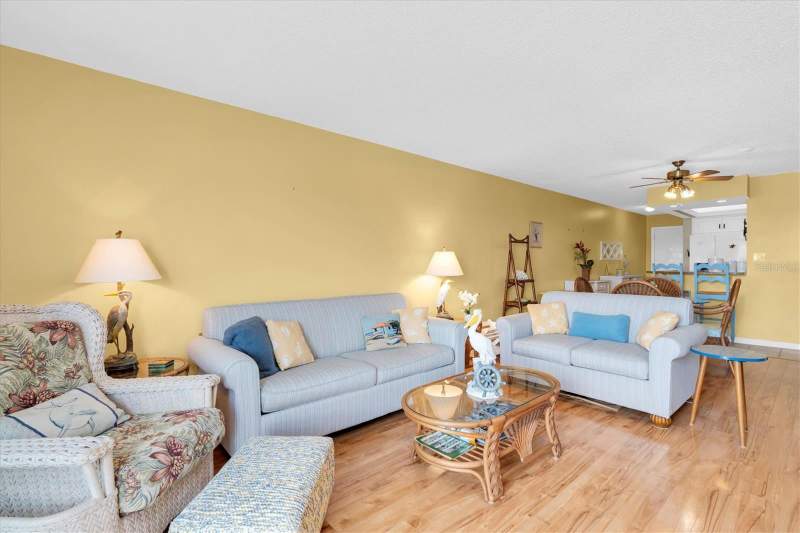 2 bedroom Condominium at 285 107th Avenue #701, St James Condo, Treasure Island — photo 5