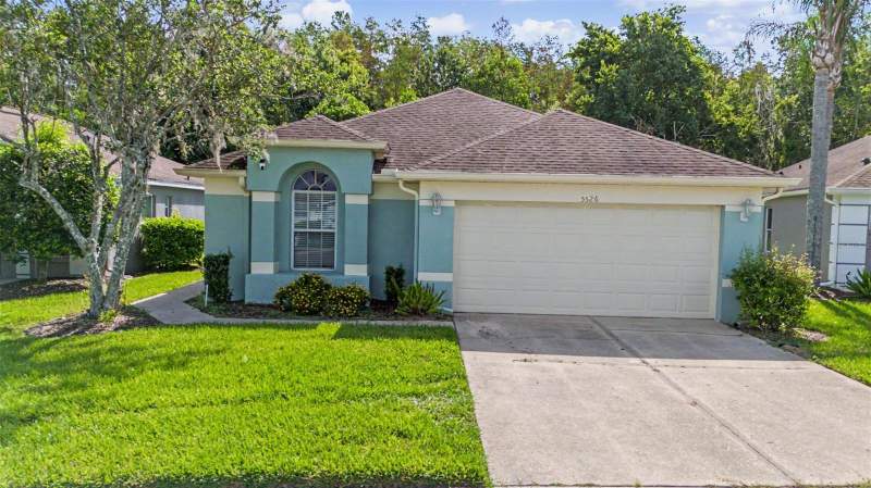 3 bedroom Single Family Residence at 5526 Gallant Fox Court, Lexington Oaks Ph 02, Wesley Chapel — photo 2