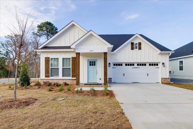 4 bedroom Detached at 1424 Summerbrooke Drive, Conservation of Summerbrooke, Tallahassee — photo 2