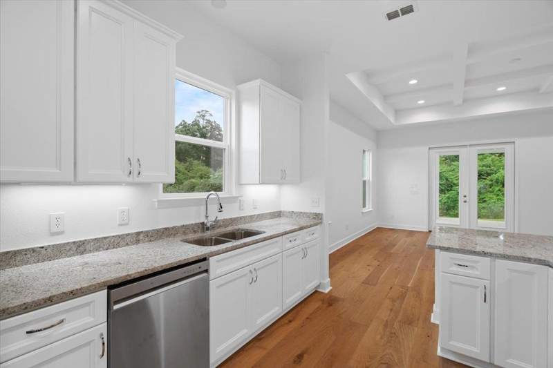 4 bedroom Detached at 5752 Bascom Lane, Oxford Gates, Tallahassee — photo 4